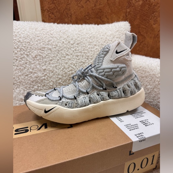 Nike ISPA Sense Flyknit Phantom Black women’s size 6.5 - Picture 12 of 16